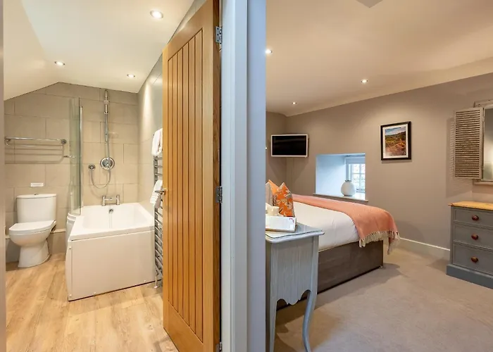 Henry * Richmond (North Yorkshire)