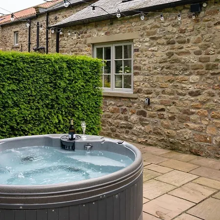 Henry * Richmond (North Yorkshire)